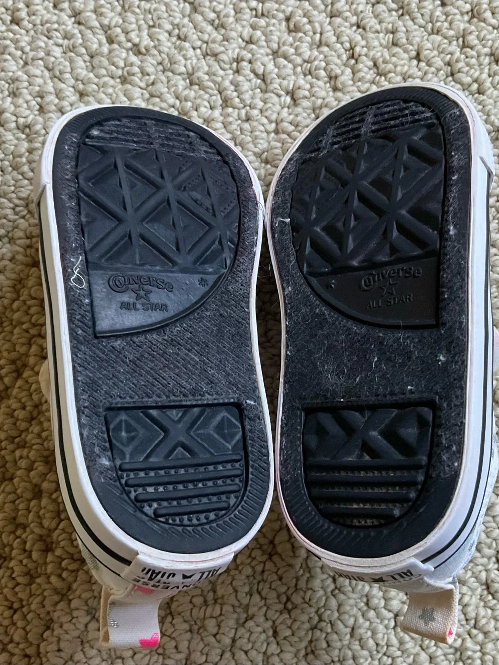 Converse Kids White Canvas Star Sneaker Size 6